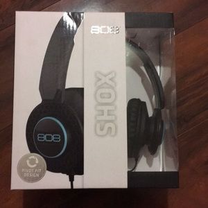 Brand new 808 Shox pivot fit design headphones